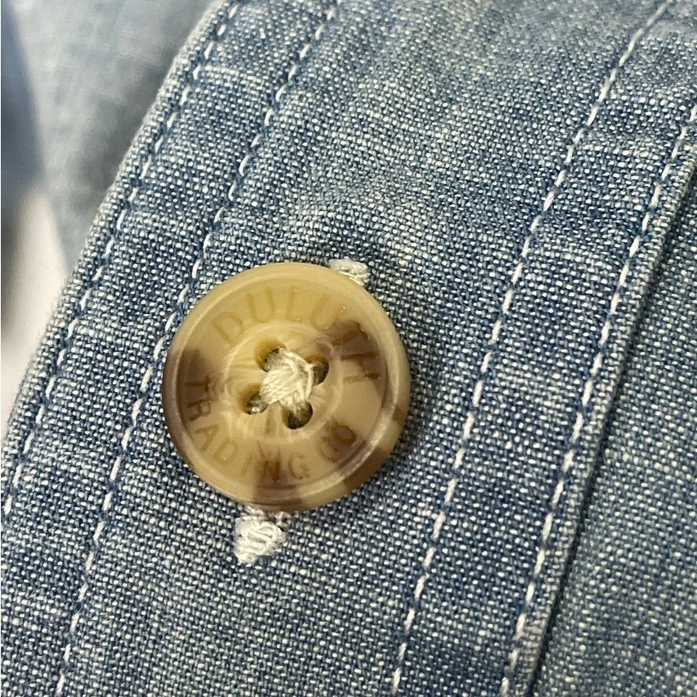 Duluth Trading Co Mens Untucked Chambray Button Front Long Sleeve Work Shirt 2XL - Picture 6 of 11